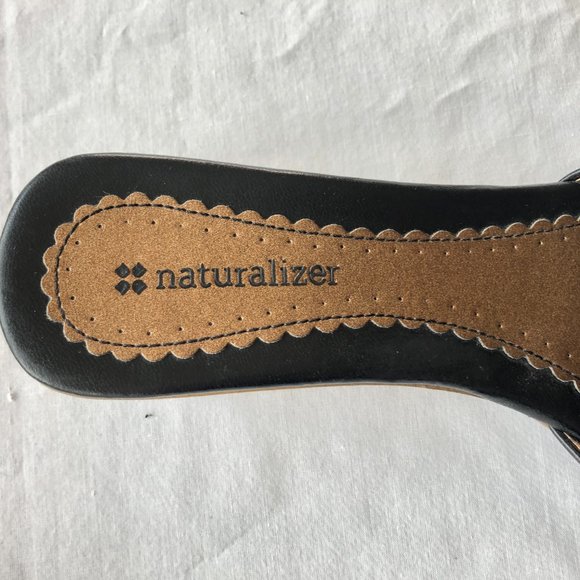 Naturalizer Holston Black Leather Sandal - Picture 7 of 9